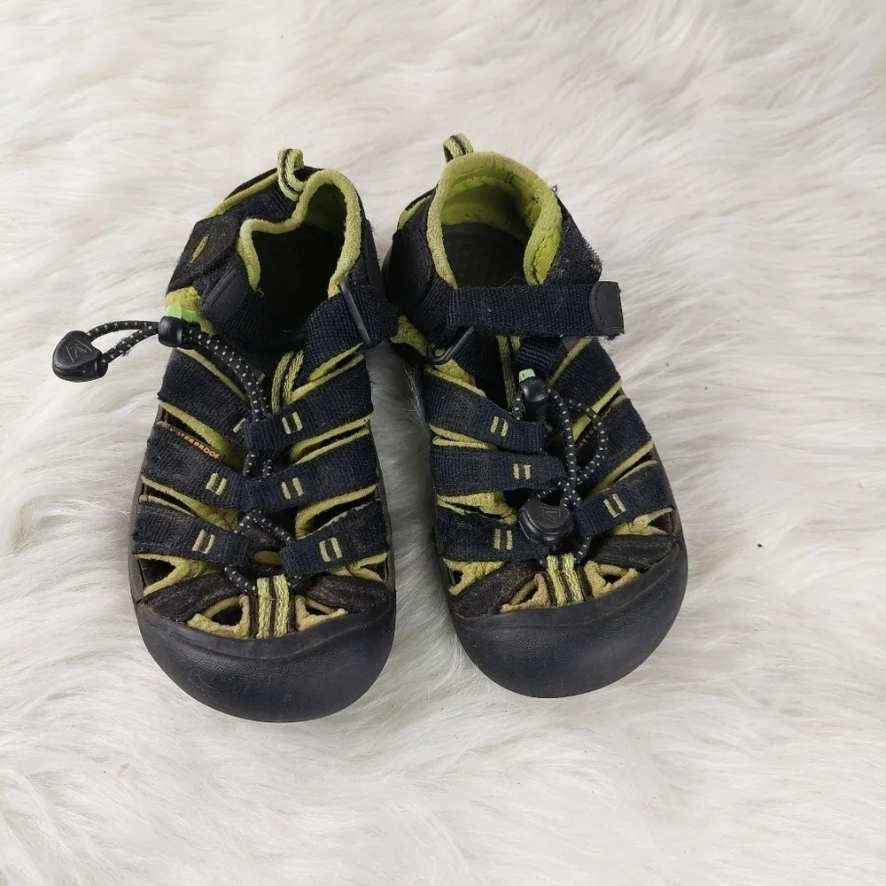 Keen 1009965‎ Youth Newport Waterproof Sandals